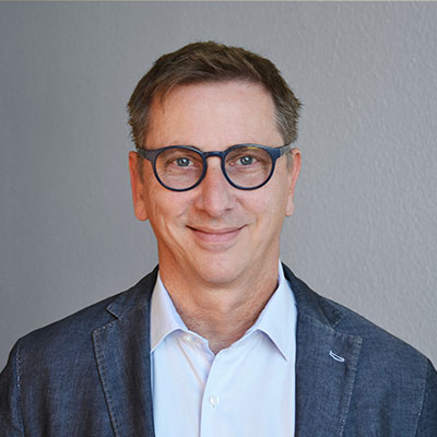 Ralph Homfeldt , Head of Sales